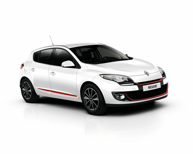 Трансфер Кострома Москва, аэропорт Домодедово, Внуково, Шереметьево На Renault Mégane трансфером в аэропорт Москвы из Костромы